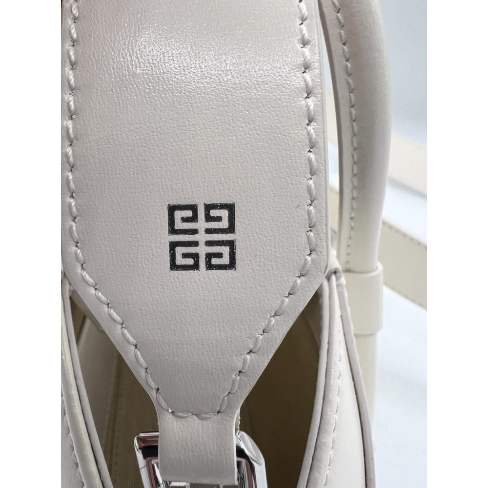 Givenchy Mini Antigona Stretch Bag In Box Leather - Picture 8 of 12